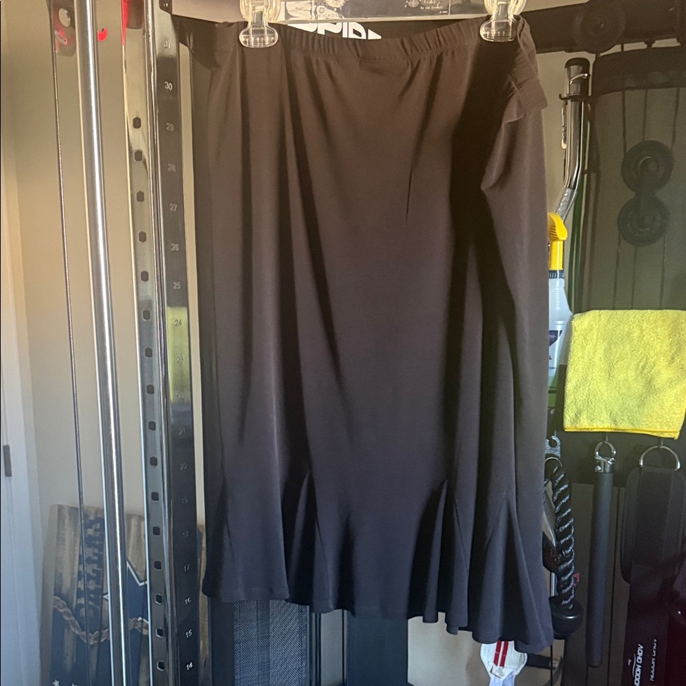 Elegant Black Women's Skirt